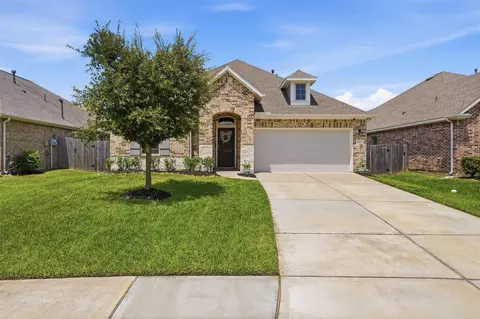 19036 Pinewood Grove Trl, New Caney, TX 77357