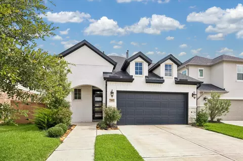 765 Ocean Palms Dr, Katy, TX 77493