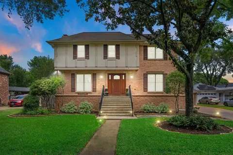 16106 Capri Dr, Jersey Village, TX 77040