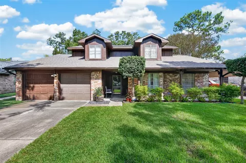 12431 Chessington Dr, Houston, TX 77031
