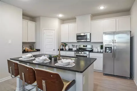 Kitchen - 16788 Needlepoint Dr, Conroe, TX 77302 photo 4 of 4