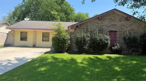 12307 Ryewater Dr, Houston, TX 77089