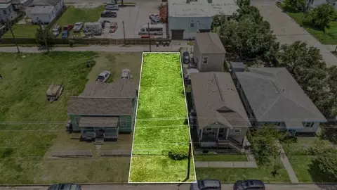 4119 Sealy St, Galveston, TX 77550