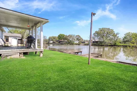 118 Willow Oak Dr, Trinity, TX 75862