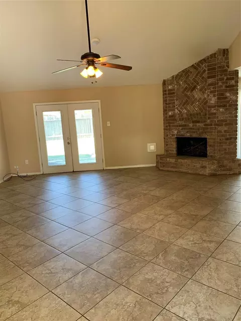 2627 N Spring Dr, Spring, TX 77373 photo 3