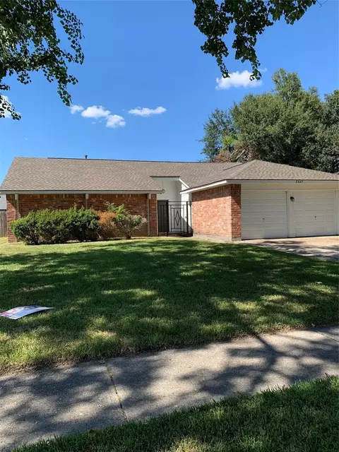 2627 N Spring Dr, Spring, TX 77373