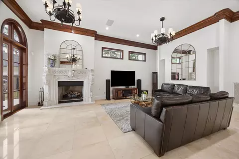 Living - 8448 Westview Dr, Houston, TX 77055 photo 1 of 1