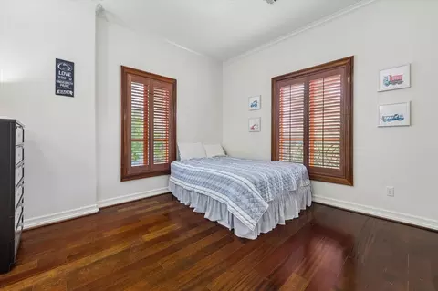 Bedroom - 8448 Westview Dr, Houston, TX 77055 photo 2 of 4