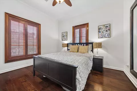 Bedroom - 8448 Westview Dr, Houston, TX 77055 photo 3 of 4
