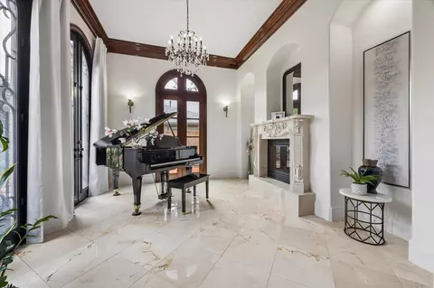 Other - 8448 Westview Dr, Houston, TX 77055 photo 3 of 12
