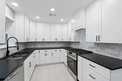 Kitchen - 284 Hackberry St, Trinity, TX 75862 photo 3 of 5