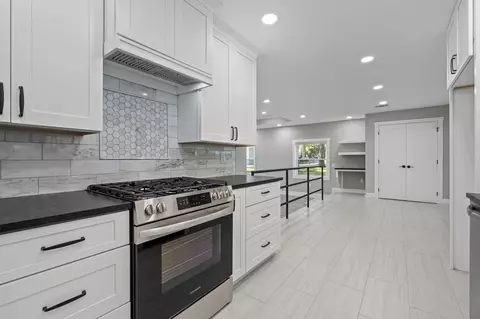 Kitchen - 284 Hackberry St, Trinity, TX 75862 photo 4 of 5