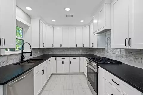 Kitchen - 284 Hackberry St, Trinity, TX 75862 photo 2 of 5