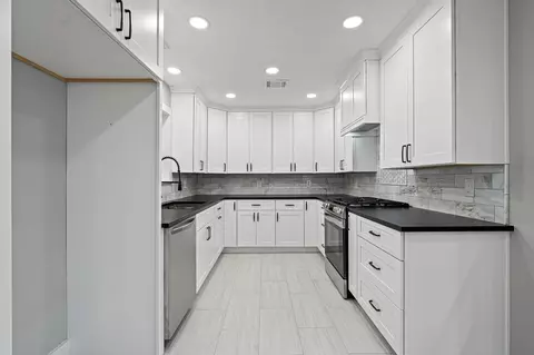Kitchen - 284 Hackberry St, Trinity, TX 75862 photo 1 of 5