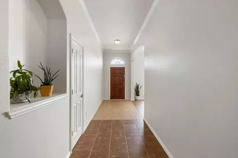 Entry Way - 3111 Clover Trace Dr, Spring, TX 77386 photo 2 of 3