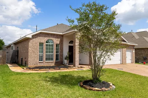 Exterior - 3111 Clover Trace Dr, Spring, TX 77386 photo 3 of 9