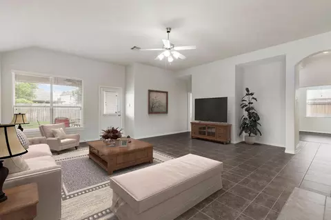 Living - 3111 Clover Trace Dr, Spring, TX 77386 photo 6 of 9