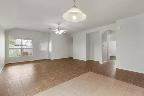 Living - 3111 Clover Trace Dr, Spring, TX 77386 photo 7 of 9