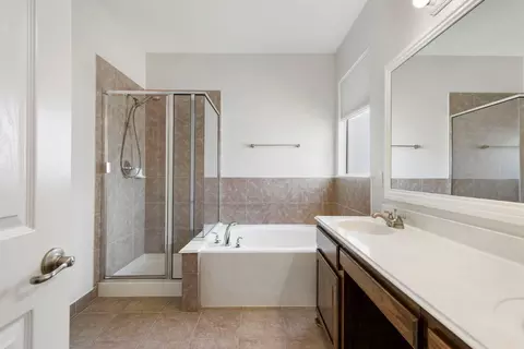 Bath - 3111 Clover Trace Dr, Spring, TX 77386 photo 1 of 4