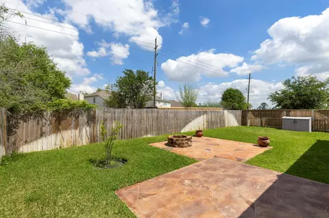 Exterior - 3111 Clover Trace Dr, Spring, TX 77386 photo 5 of 9