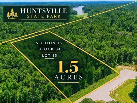 34-15 Sandstone Ln, Huntsville, TX 77340