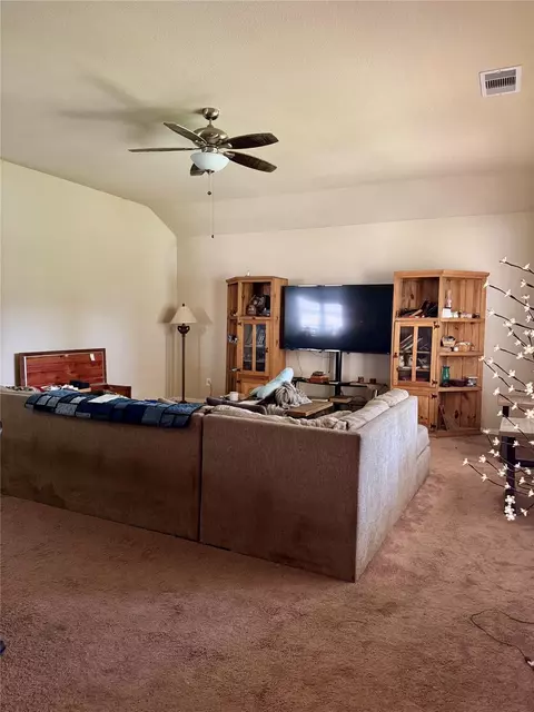 Living - 6169 White Oak Leaf Loop, Conroe, TX 77303 photo 1 of 2
