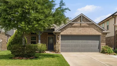 13203 Davenport Hills Ln, Humble, TX 77346
