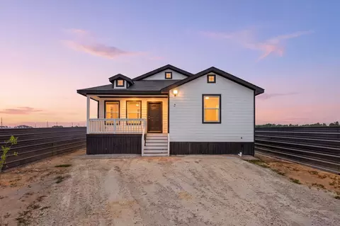 87 Road 592004, Cleveland, TX 77327