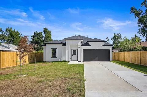 5526 Hartwick Rd, Houston, TX 77016
