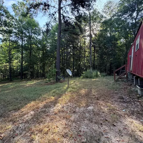 476 E Slumberlane Dr, Livingston, TX 77351