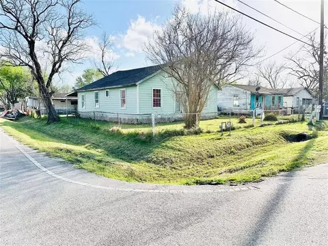 2534 Mierianne St, Houston, TX 77093