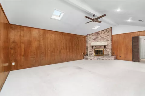 Living - 7015 Rosebrook Cir, Spring, TX 77379 photo 2 of 2
