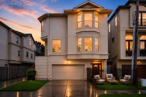 5809 Feagan St, Houston, TX 77007