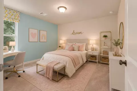 Bedroom - 135 Teralyn Grove Loop, Willis, TX 77318 photo 5 of 10