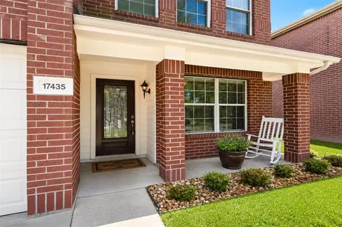 17435 S Summit Canyon Dr, Houston, TX 77095