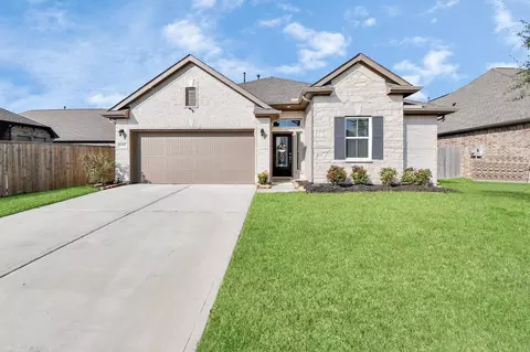 8419 Sunset Horizon Dr, Baytown, TX 77521