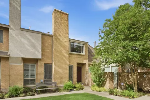 12625 Memorial Dr #51, Houston, TX 77024