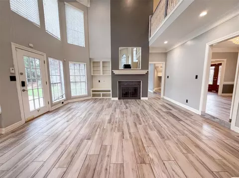 Living - 6127 Willowcrest Ct, Spring, TX 77389 photo 5 of 6
