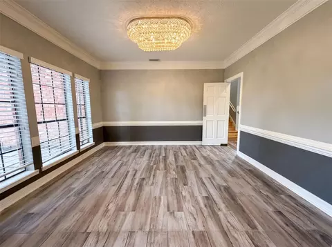 Living - 6127 Willowcrest Ct, Spring, TX 77389 photo 3 of 6