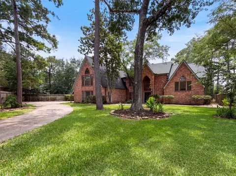 Exterior - 6127 Willowcrest Ct, Spring, TX 77389 photo 2 of 4