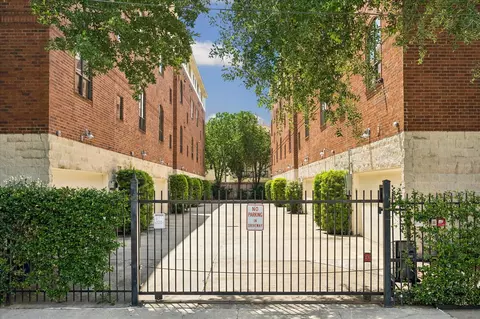 3300 Taft St #E, Houston, TX 77006
