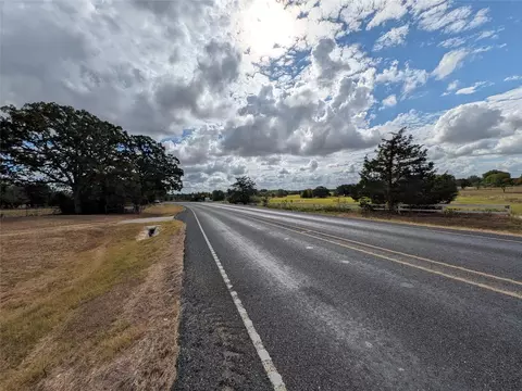 1262 Fm 112 Rd, Lexington, TX 78947