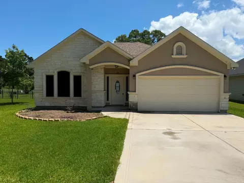 35 Cherry Hls, Trinity, TX 75862