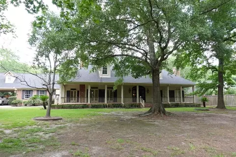 7840 Halliday St, Beaumont, TX 77706