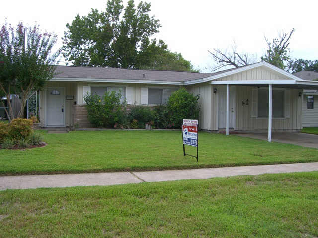 3716 Kaplan Dr, Pasadena, TX 77503 photo 1