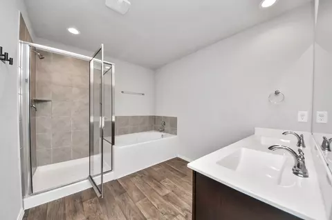 Bath - 1715 Bear Spring Dr, Booth, TX 77469 photo 1 of 3