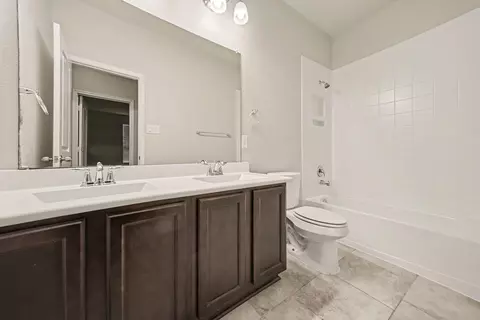 Bath - 24554 Grayson Falls Ln, Spring, TX 77389 photo 4 of 4