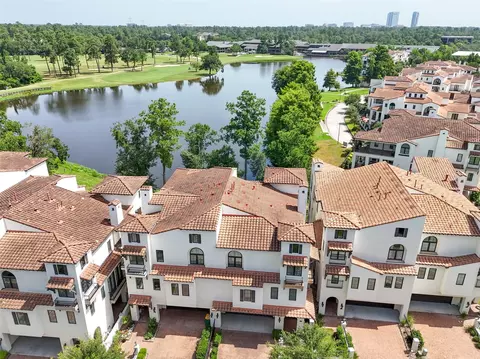 18 Secluded Trl, The Woodlands, TX 77380