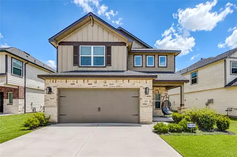 2223 Emerald Diamond Ct, Fresno, TX 77545