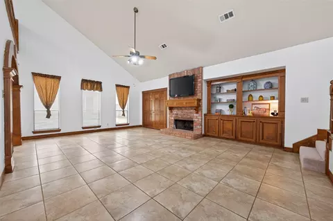 Living - 17315 Rothko Ln, Spring, TX 77379 photo 5 of 6